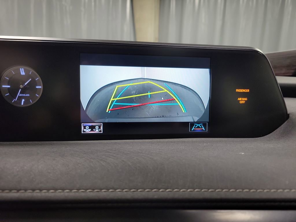 Used 2021 Lexus UX 250h w/ Premium Package image 18