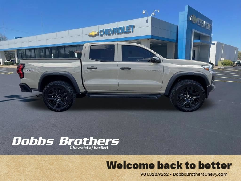 Certified 2023 Chevrolet Colorado Trail Boss w/ Technology Package AWD/4WD image 9