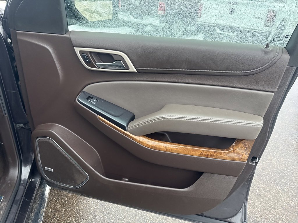 Used 2015 GMC Yukon XL Denali w/ Premium Package image 19