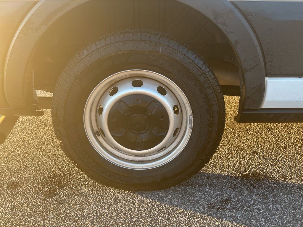 Used 2020 Ford Transit 350 XL image 11