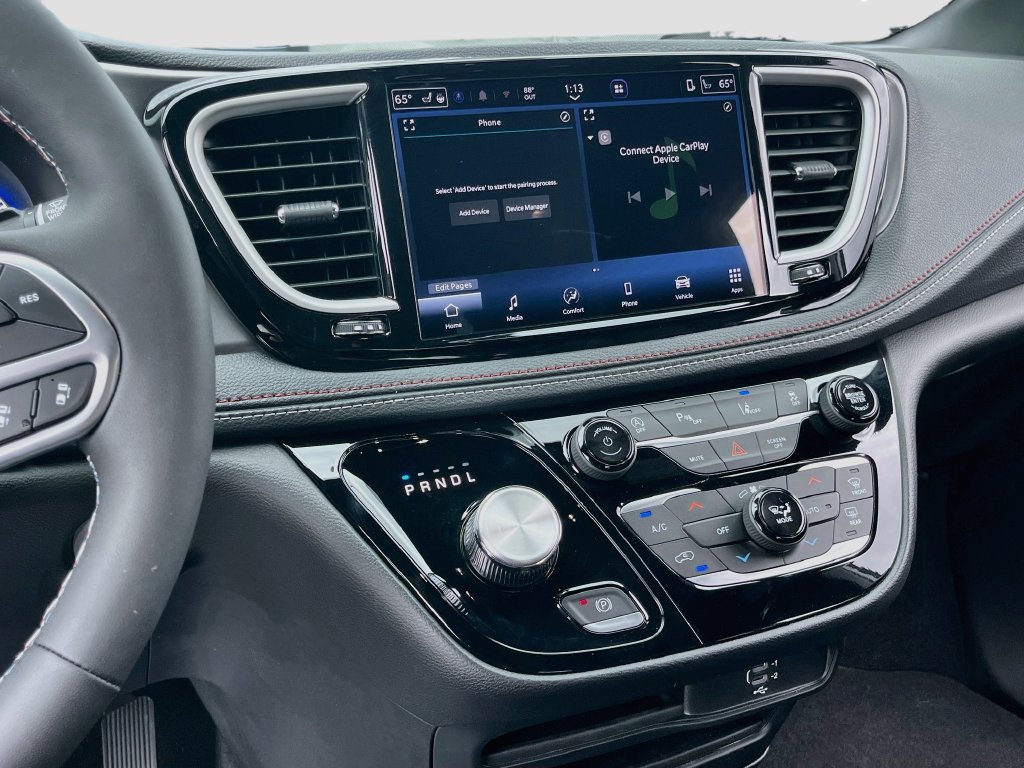 New 2027 Chrysler Pacifica Select FWD image 14