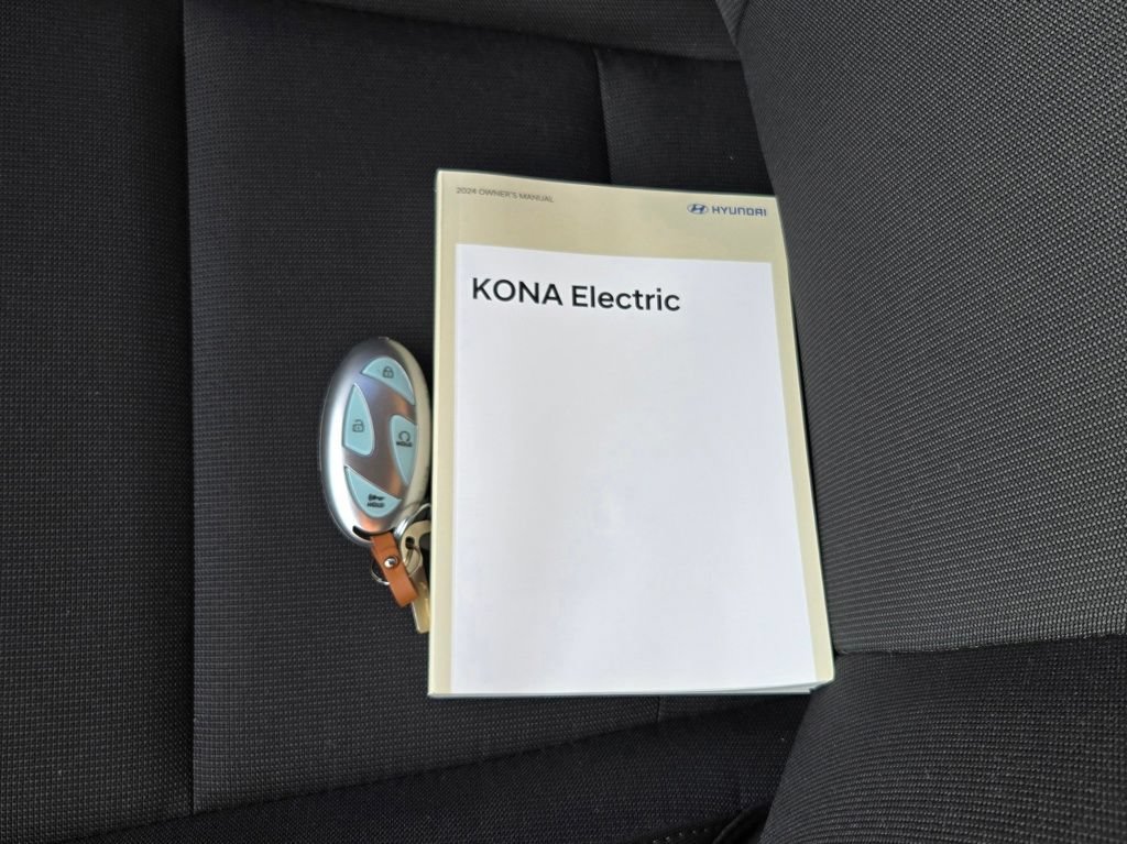 Used 2024 Hyundai Kona SE FWD image 10