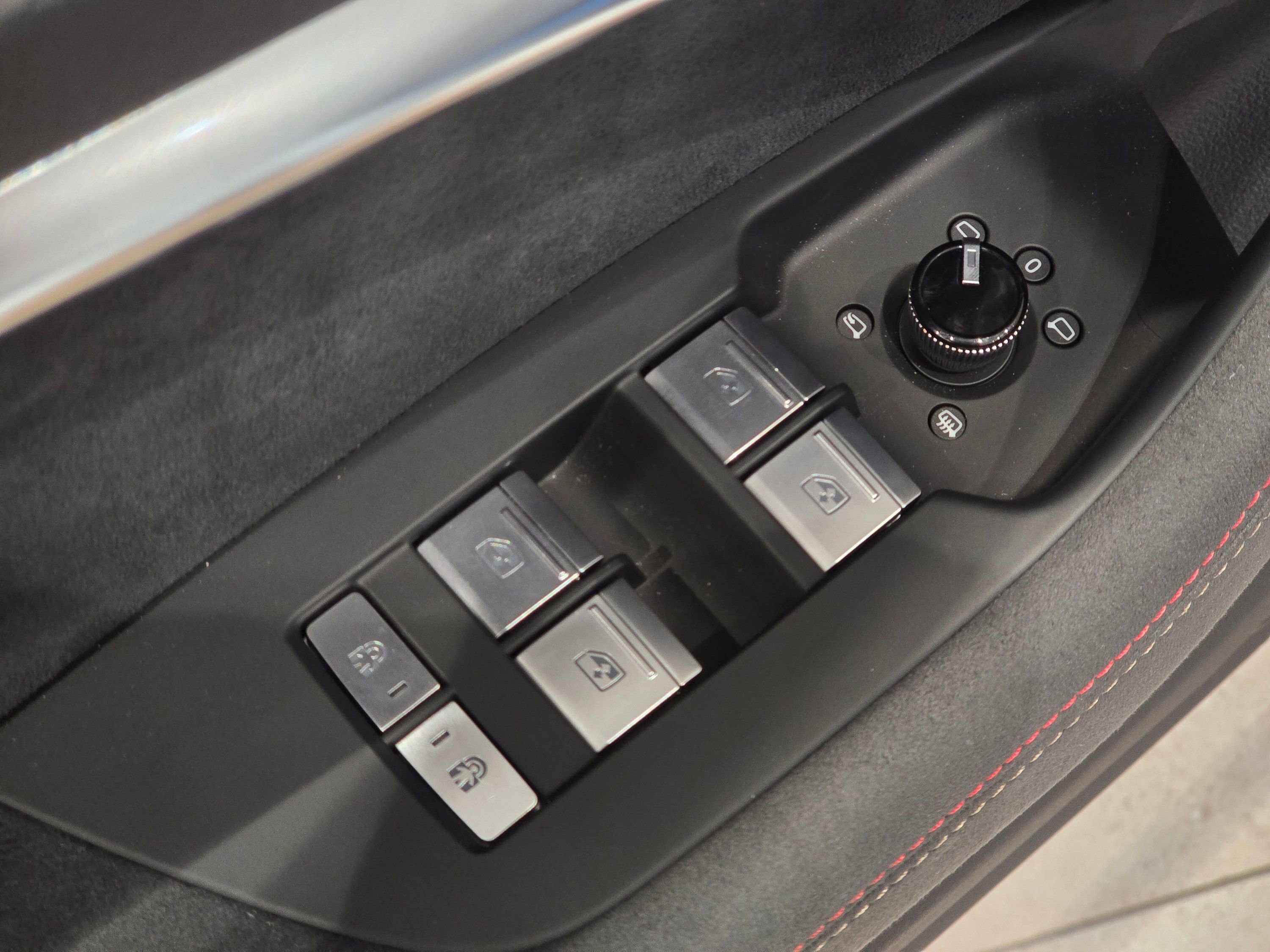 Used 2025 Audi RS 6 performance image 35