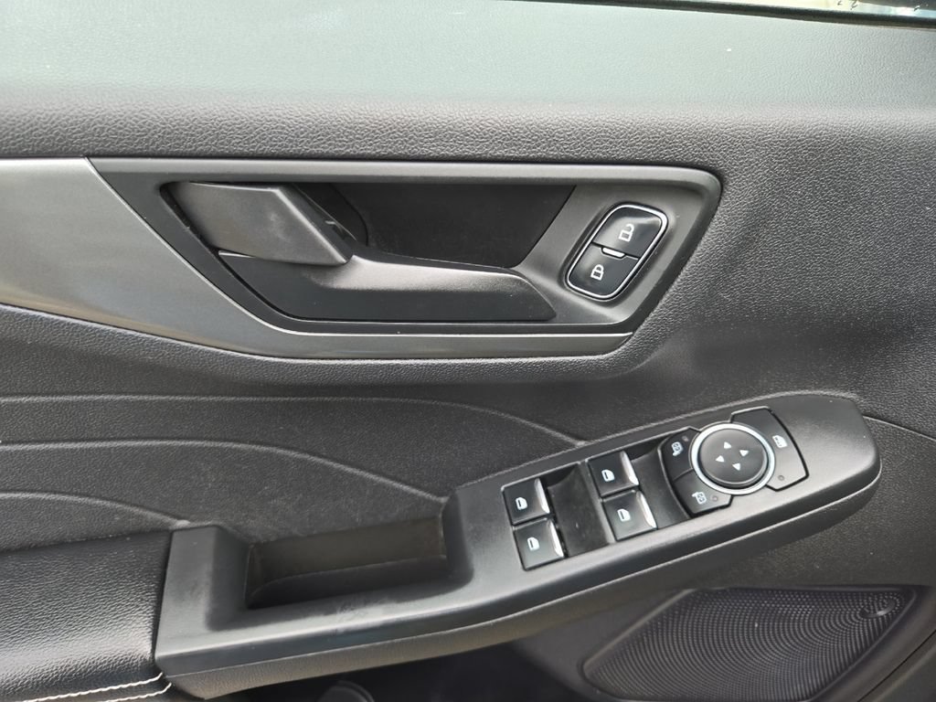 Used 2024 Ford Escape Active AWD/4WD image 10