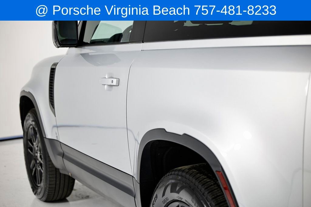 Used 2023 Land Rover Defender 90 S image 9