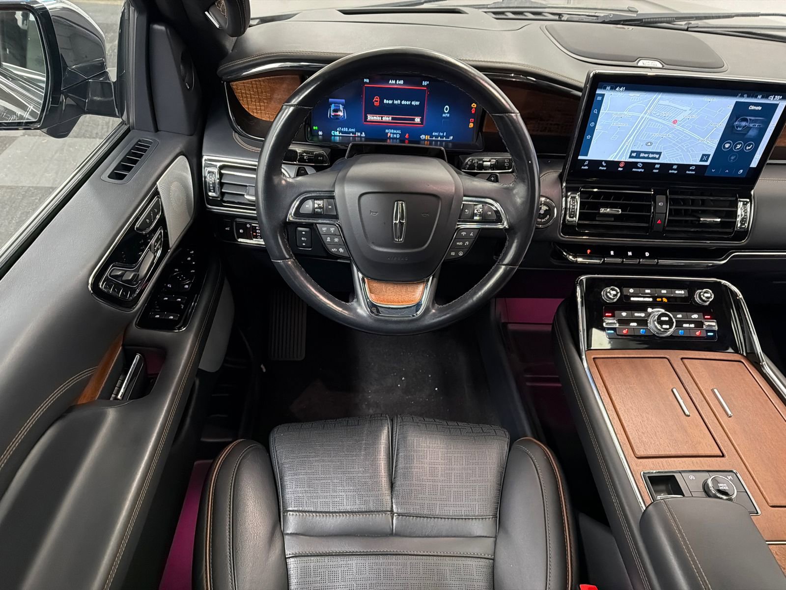 Used 2023 Lincoln Navigator Black Label image 25