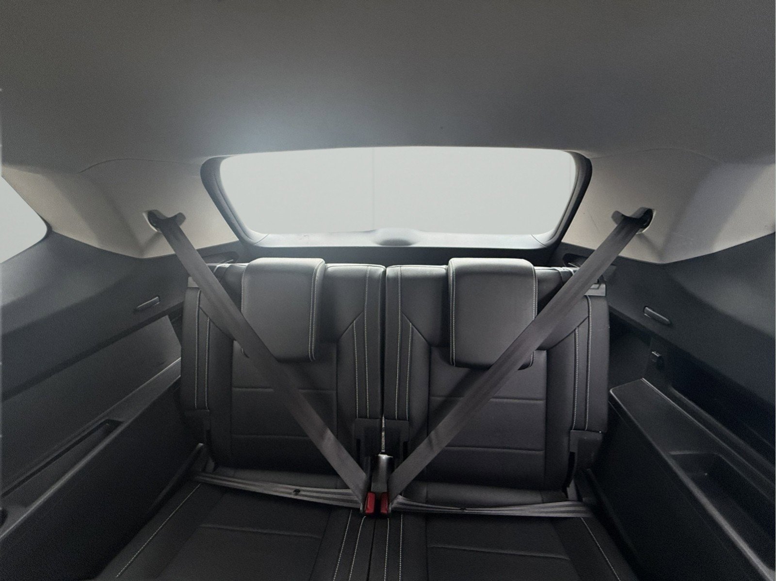 Used 2023 Volkswagen Atlas SE image 20