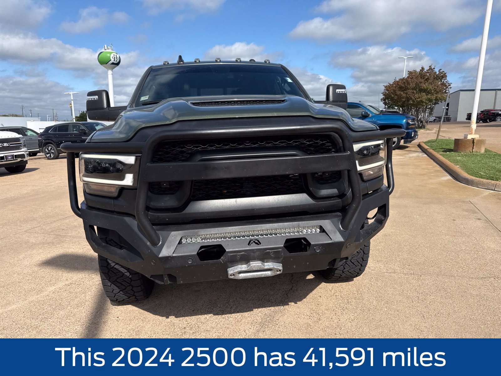 Used 2024 RAM 2500 Rebel AWD/4WD image 2