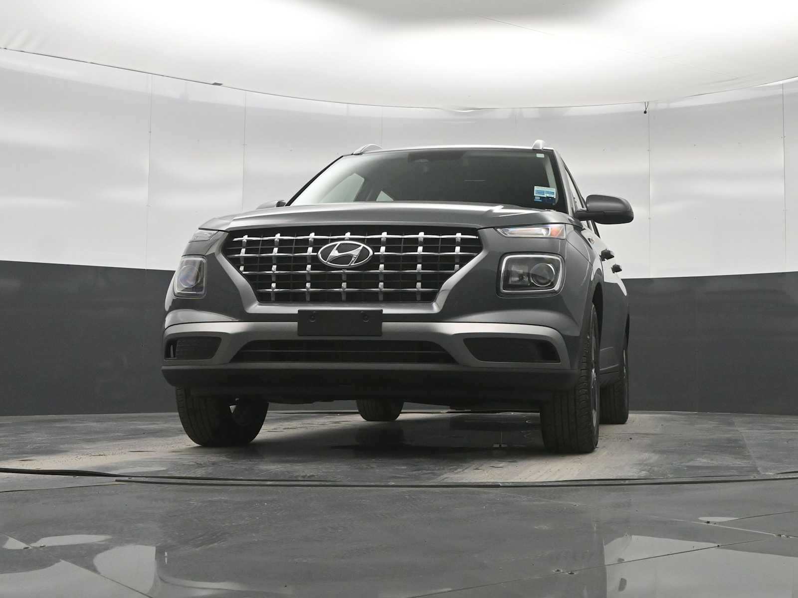 New 2026 Hyundai Venue SEL FWD image 32