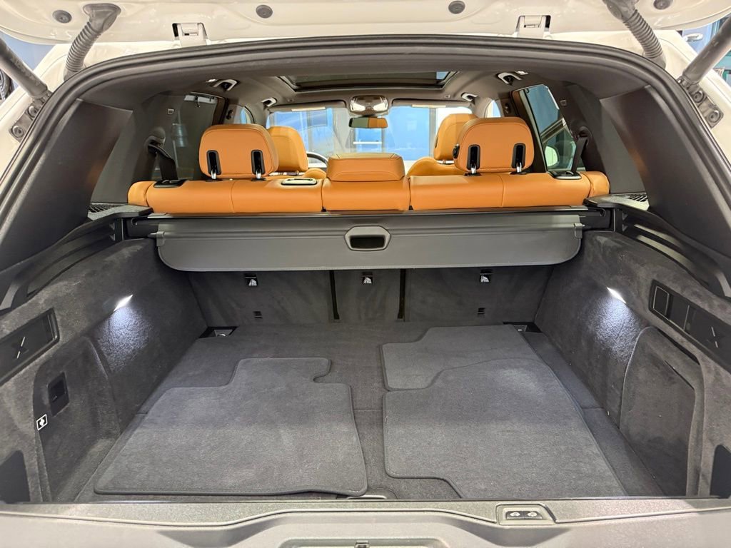 Certified 2024 BMW X5 xDrive50e image 33
