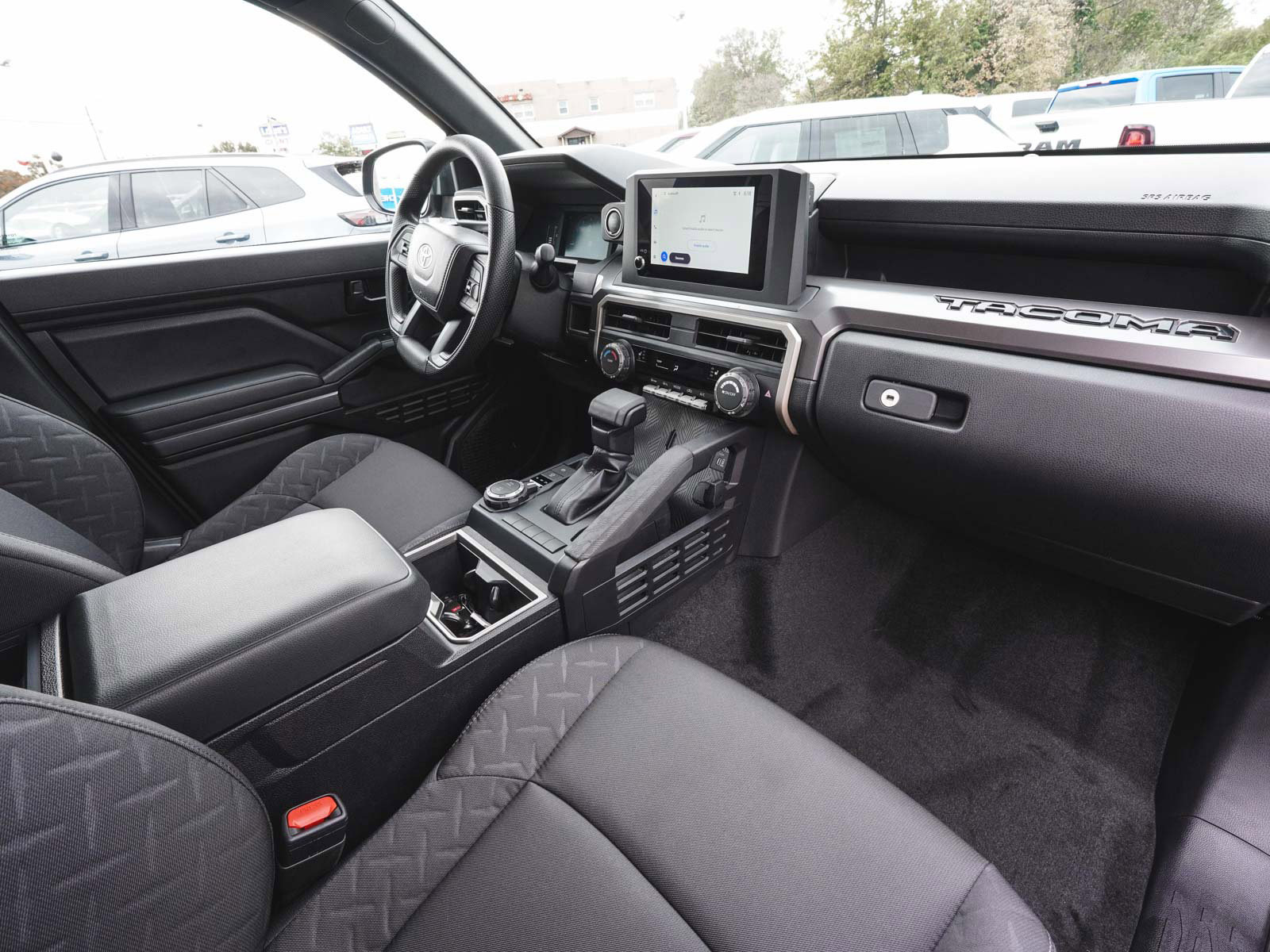 Used 2025 Toyota Tacoma SR5 image 39