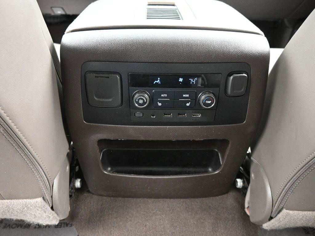 Used 2020 GMC Yukon Denali w/ Denali Ultimate Package AWD/4WD image 15