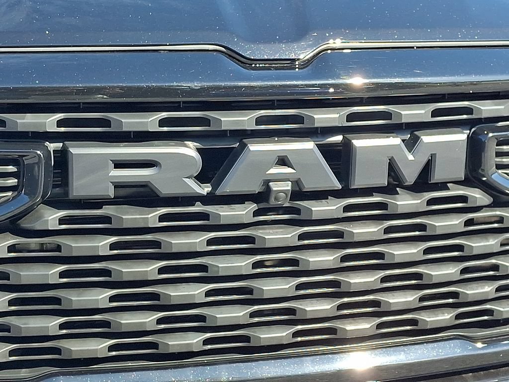 Used 2025 RAM 1500 Big Horn AWD/4WD image 36