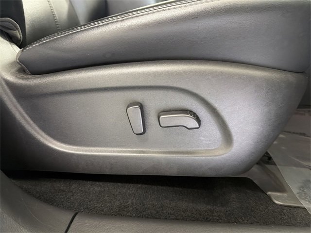 Used 2019 Nissan Pathfinder SL image 22