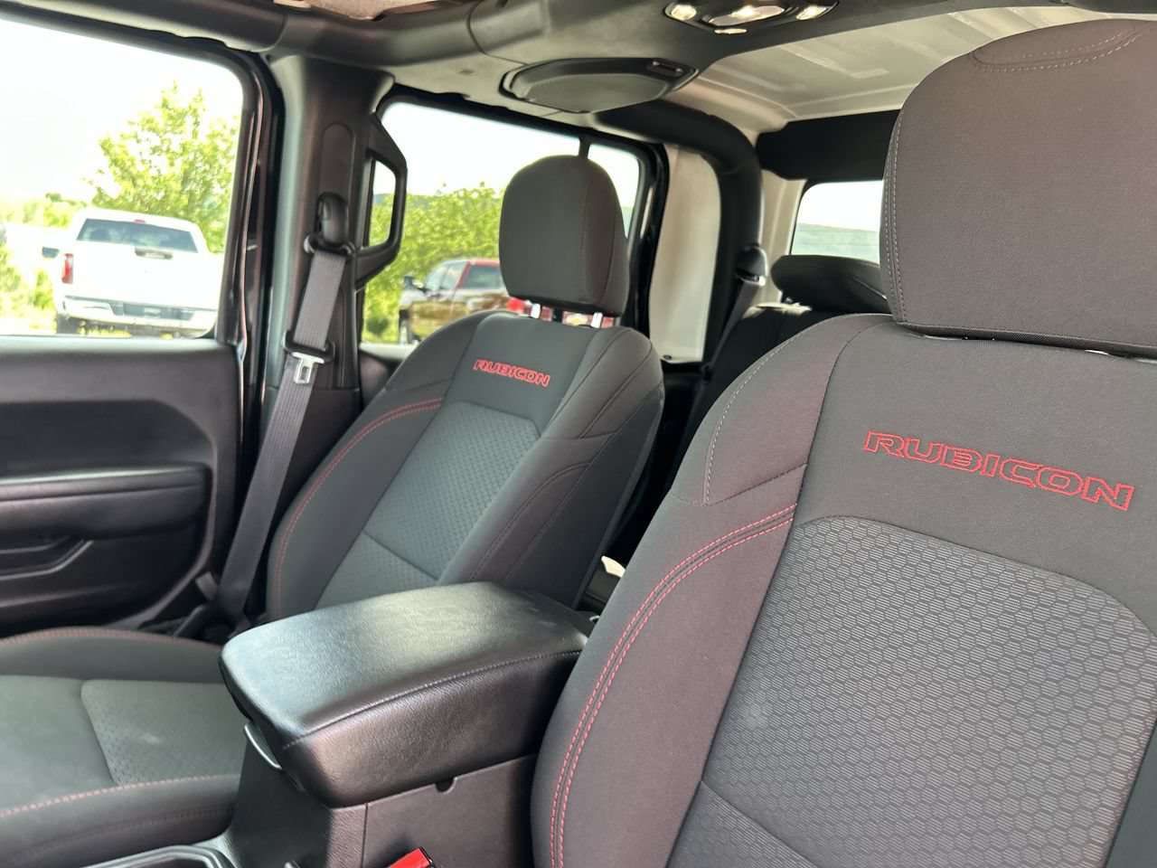 Used 2023 Jeep Gladiator Rubicon AWD/4WD image 22