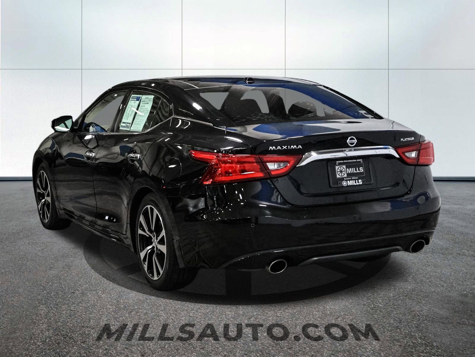 Used 2018 Nissan Maxima Platinum FWD image 5