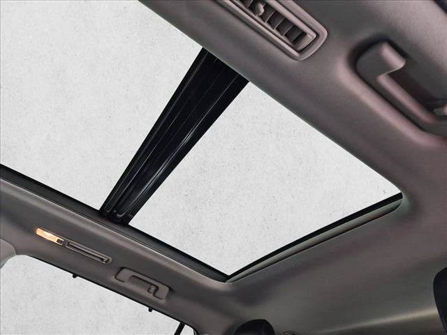 Used 2024 Toyota Highlander Platinum AWD/4WD image 20