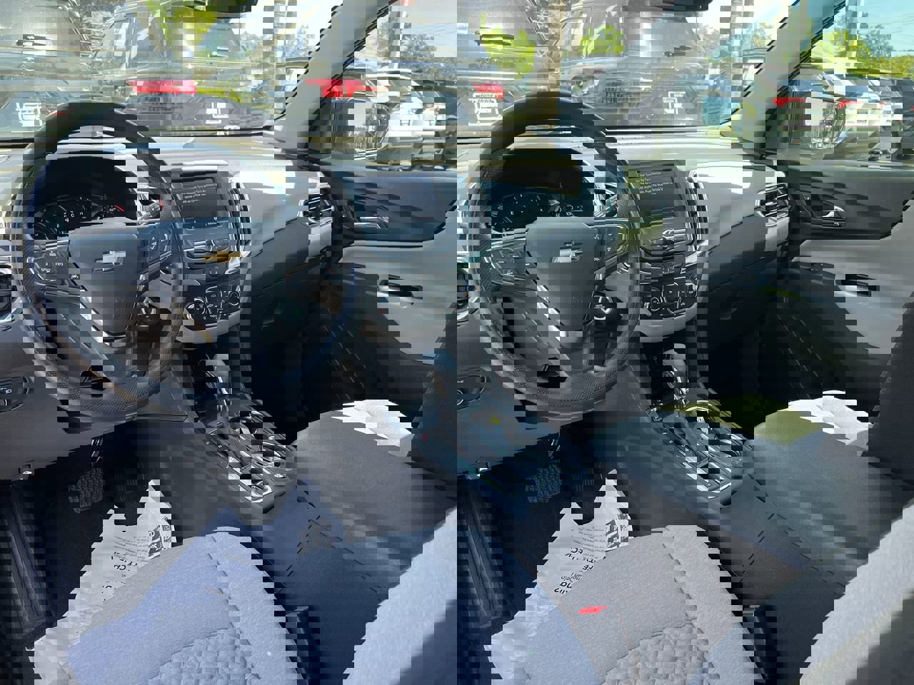 Used 2024 Chevrolet Equinox LS w/ LS Convenience Package FWD image 30