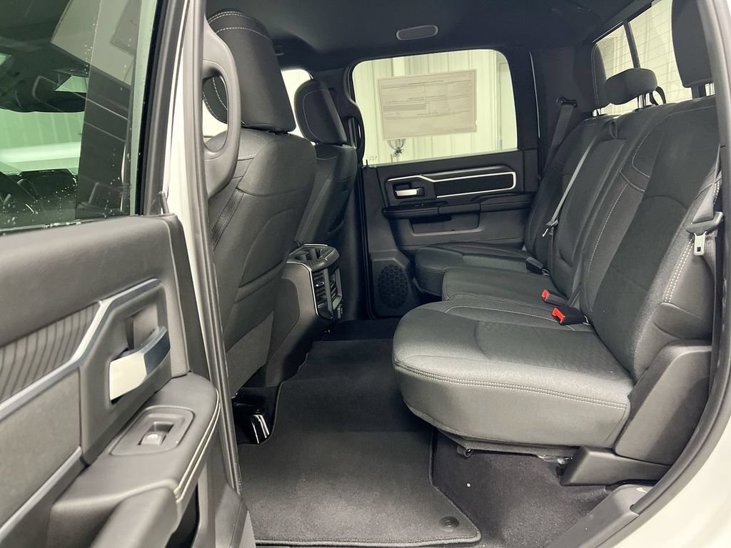 New 2026 RAM 2500 Big Horn AWD/4WD image 22