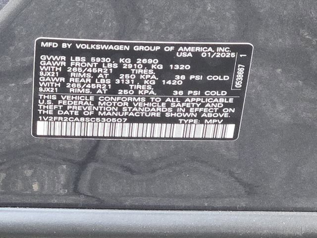 Certified 2025 Volkswagen Atlas SEL Premium R-Line image 15