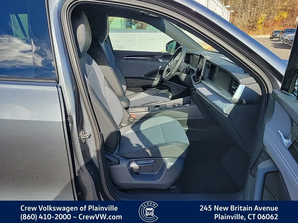 New 2026 Volkswagen Tiguan SE R-Line image 16