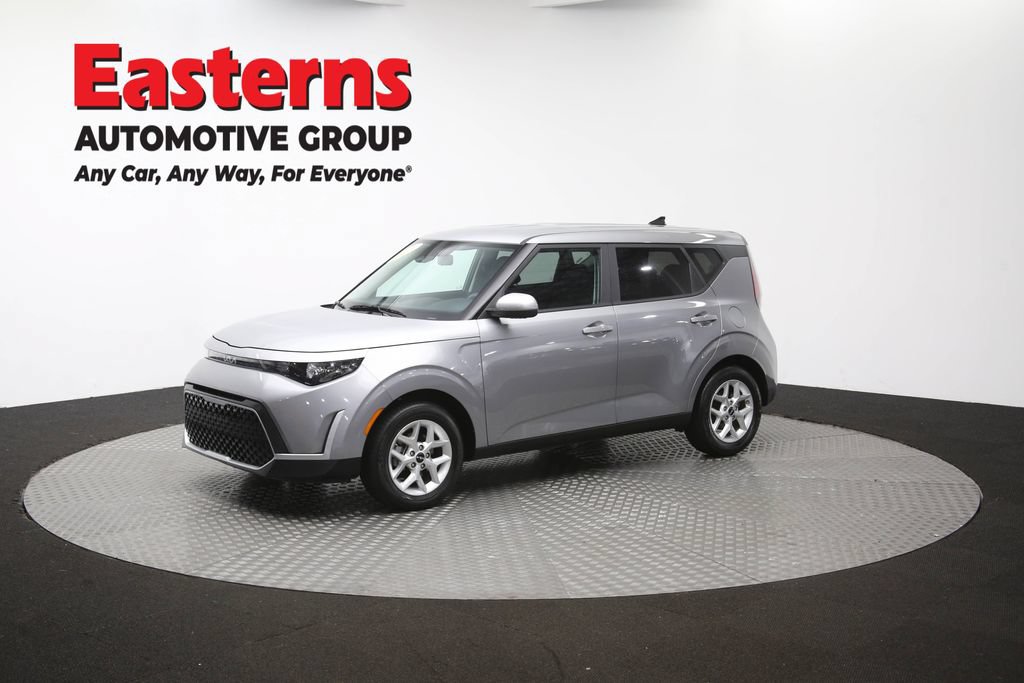 Used 2025 Kia Soul LX w/ LX Technology Package FWD image 55