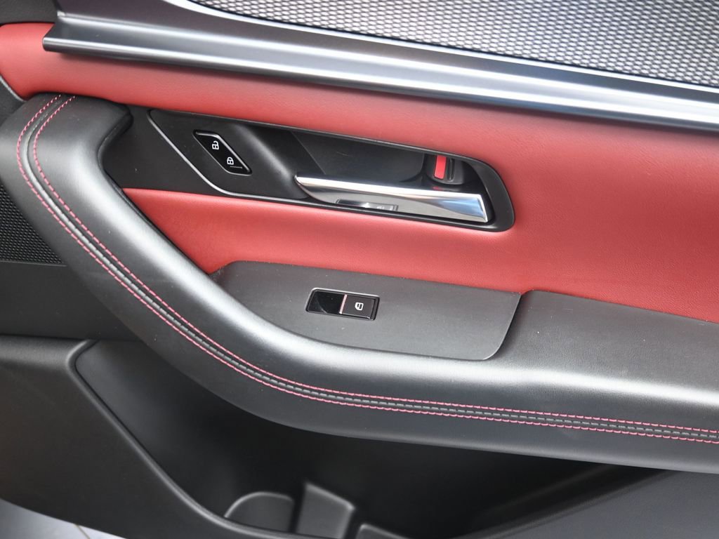 Used 2025 MAZDA CX-70 Plug-In Hybrid w/ Premium Plus image 19