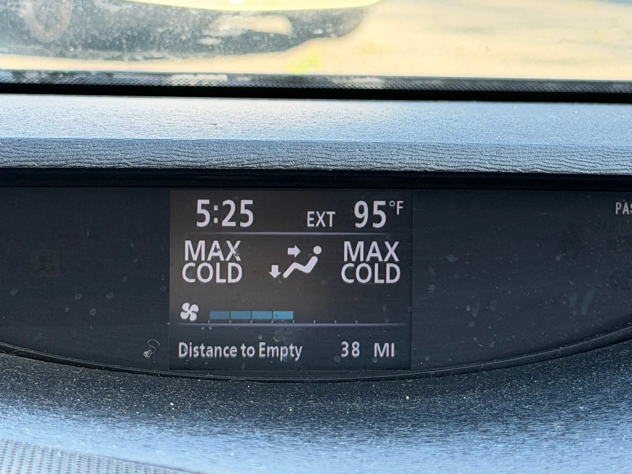 Used 2013 Toyota Venza XLE w/ Tow Prep Pkg AWD/4WD image 25