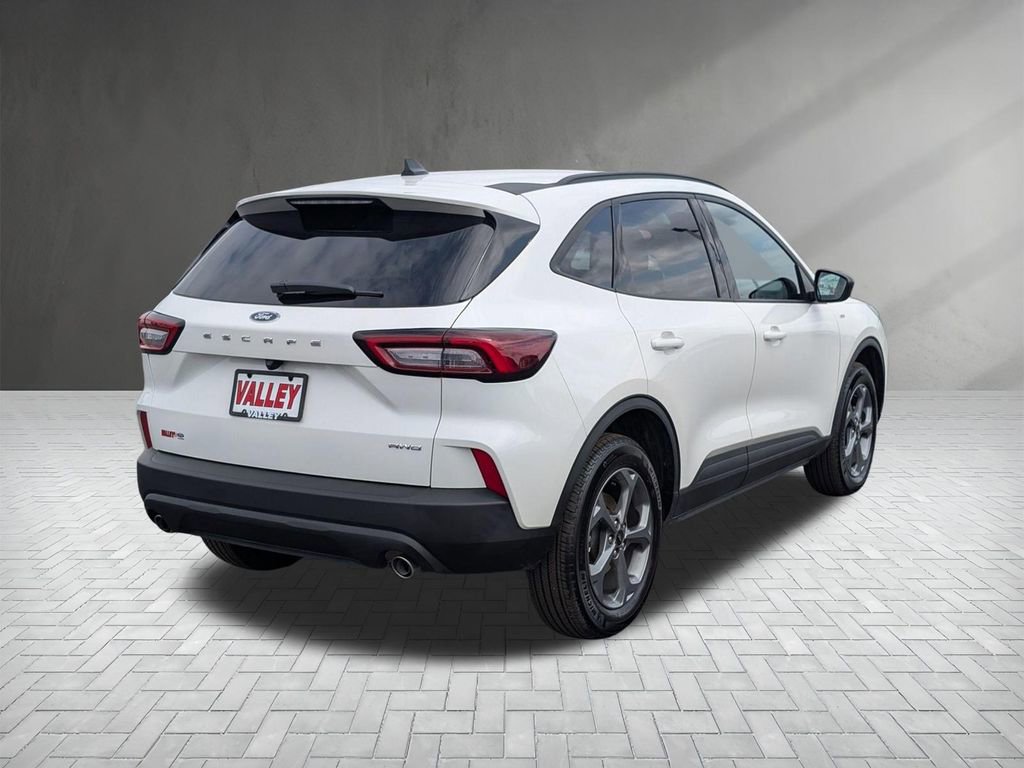 New 2026 Ford Escape ST-Line w/ Cold Weather Package image 8