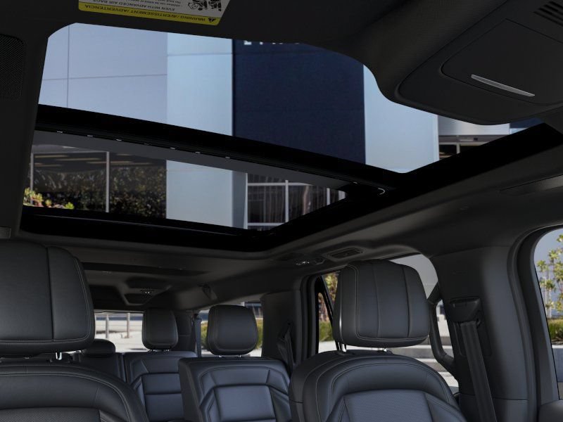 New 2026 Lincoln Navigator L Reserve w/ Jet Appearance Package AWD/4WD image 22