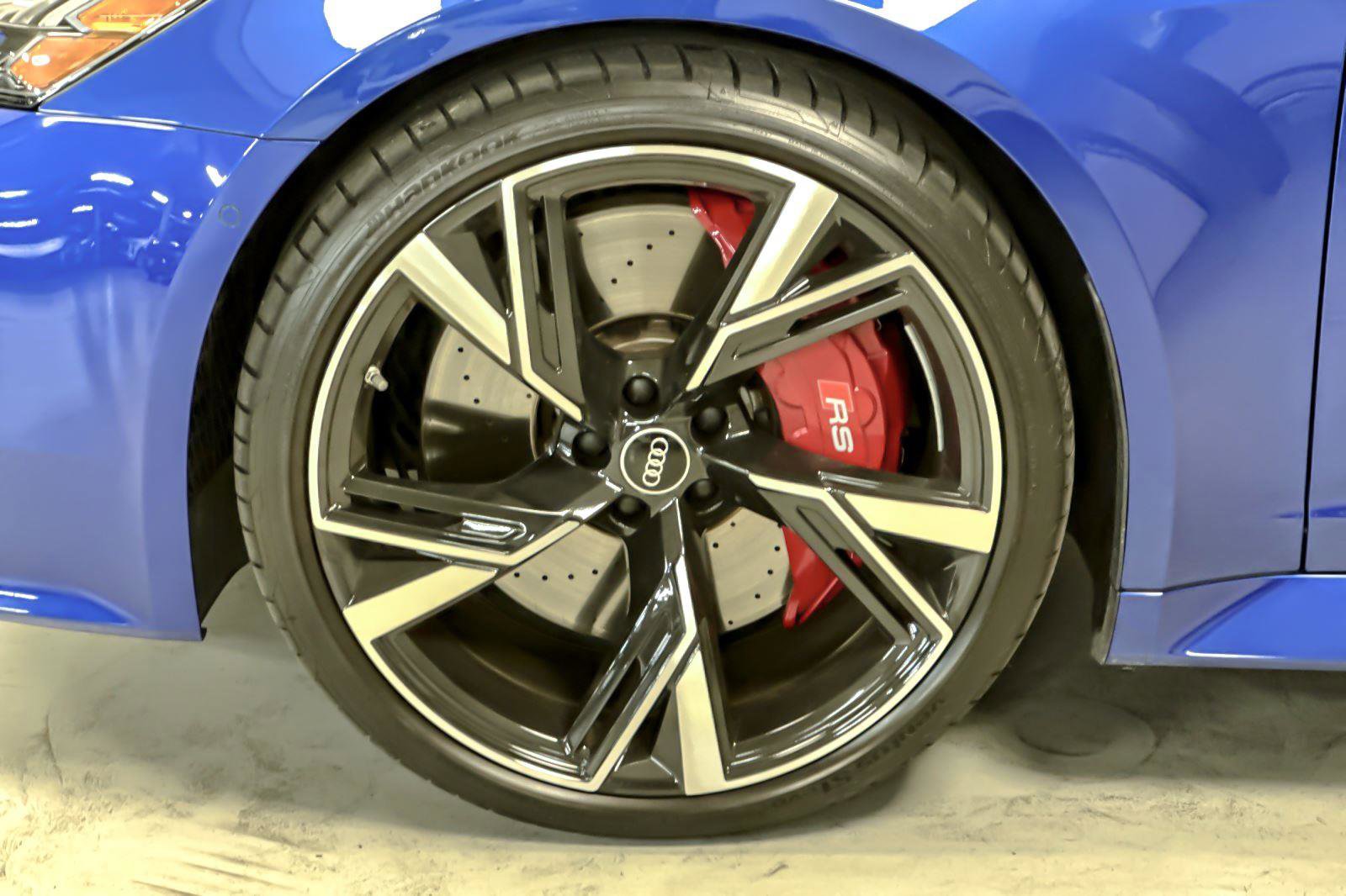 Certified 2022 Audi RS 6 image 26