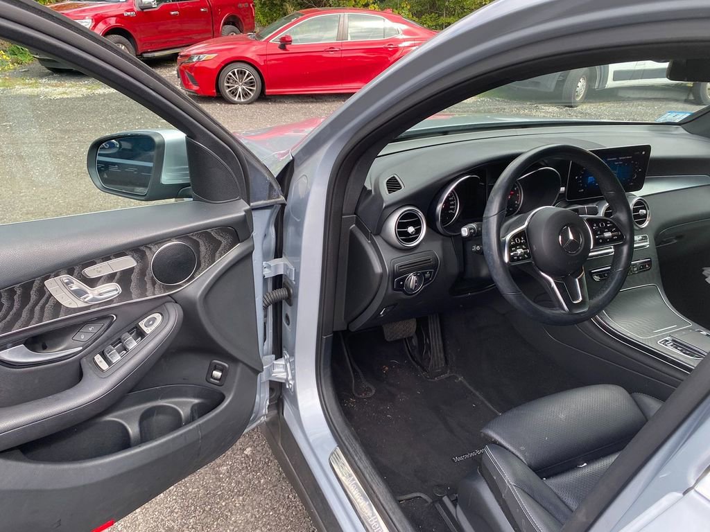 Used 2023 Mercedes-Benz GLC 300 4MATIC Coupe image 10