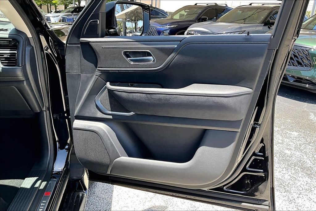 New 2027 INFINITI QX80 Luxe RWD image 19