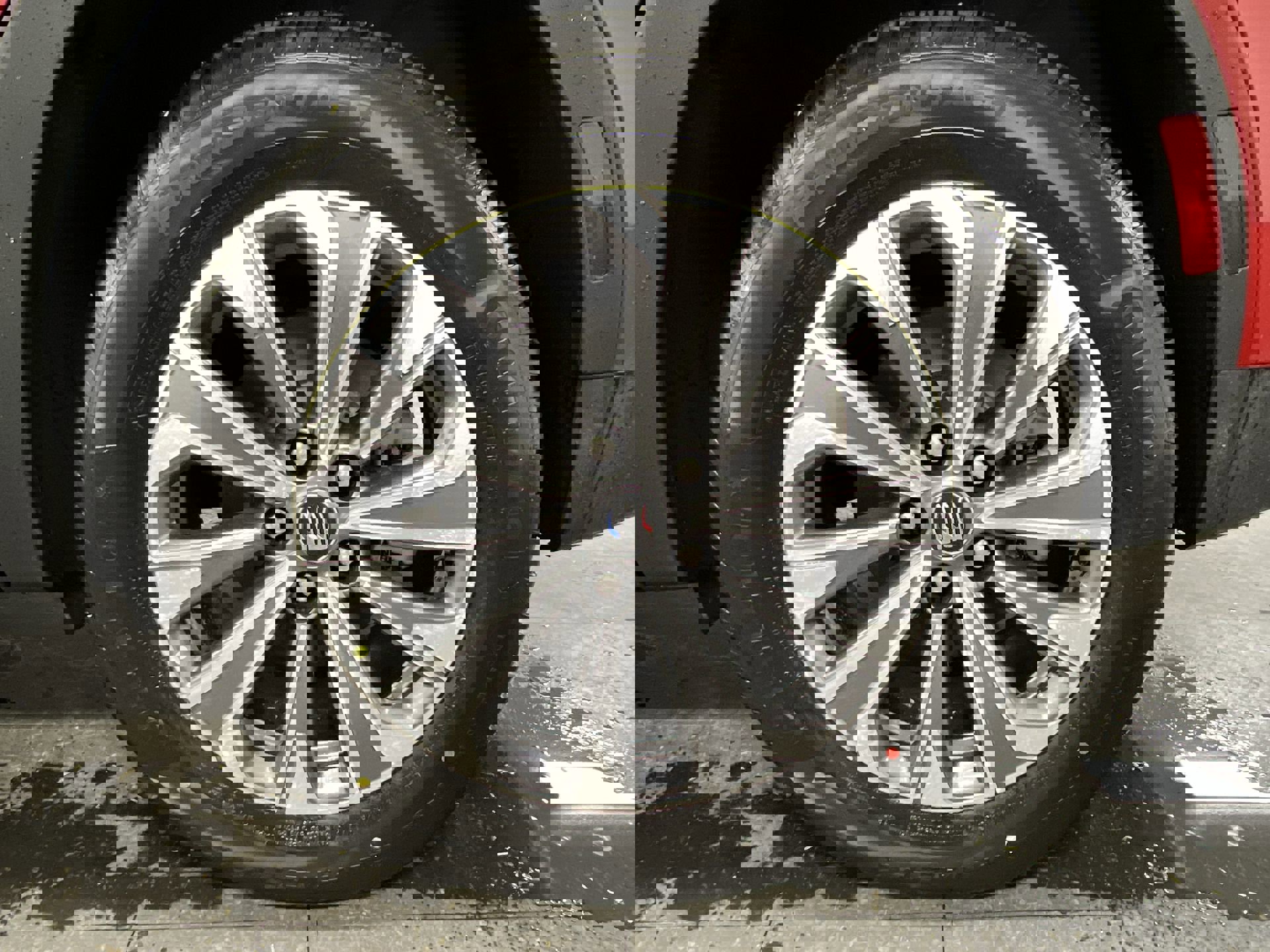 New 2025 Buick Envision Preferred image 68