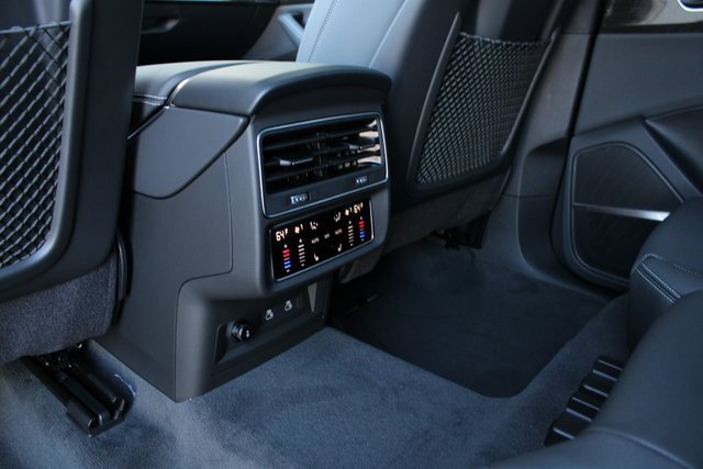 New 2026 Audi Q8 Premium Plus image 22