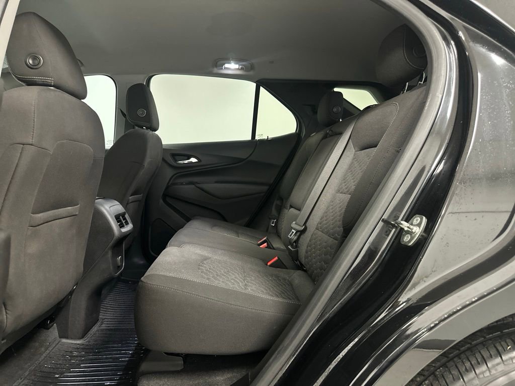 Used 2018 Chevrolet Equinox LT image 18