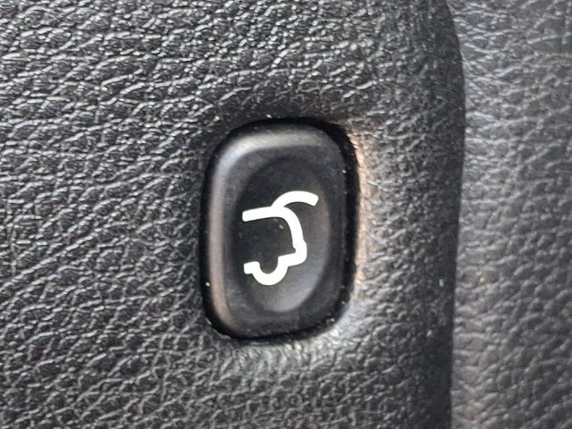 Used 2019 Jeep Grand Cherokee Limited AWD/4WD image 29