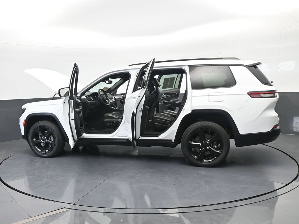 Used 2023 Jeep Grand Cherokee L Laredo RWD image 77