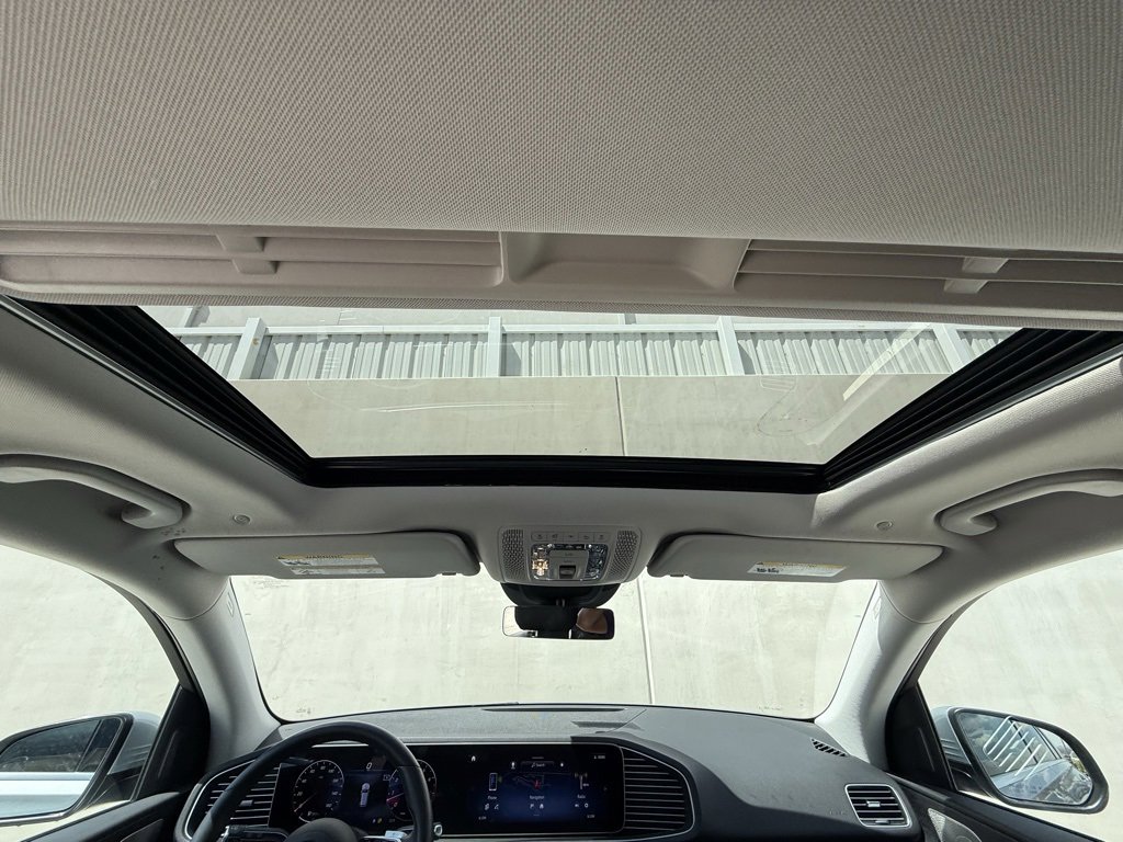 Used 2024 Mercedes-Benz GLE 350 4MATIC image 7