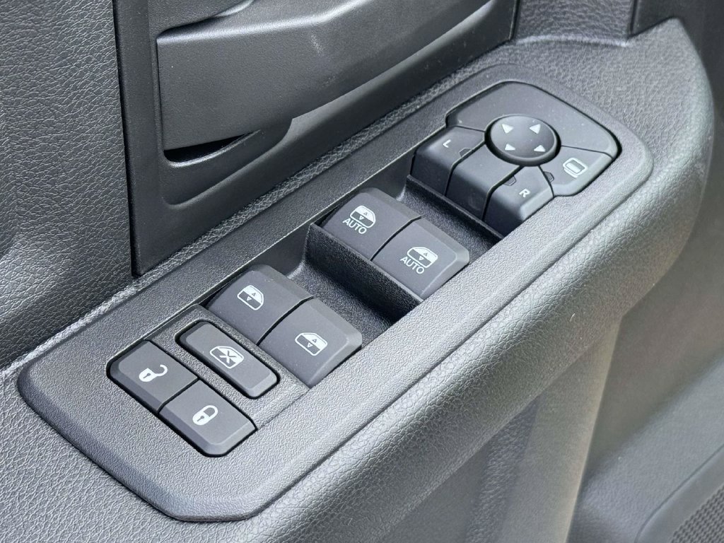 New 2026 RAM 2500 Tradesman AWD/4WD image 26