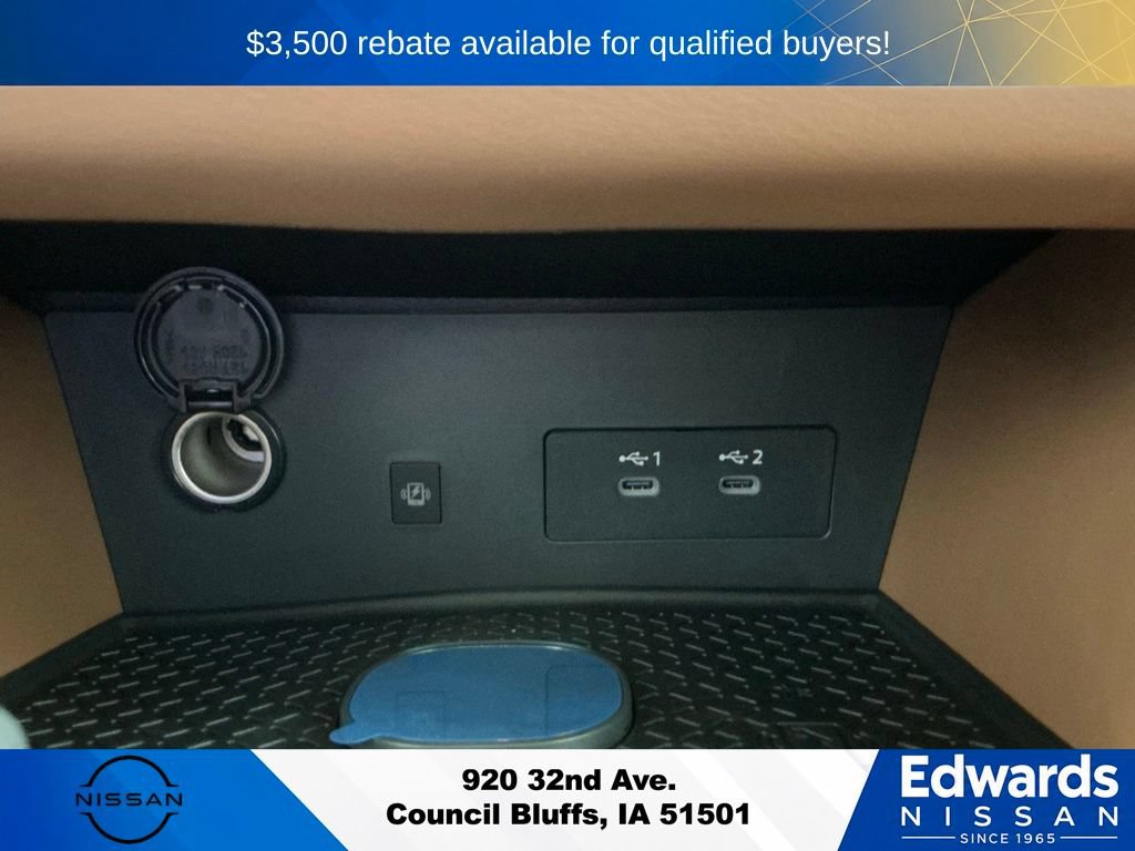 New 2026 Nissan Pathfinder Platinum AWD/4WD image 32