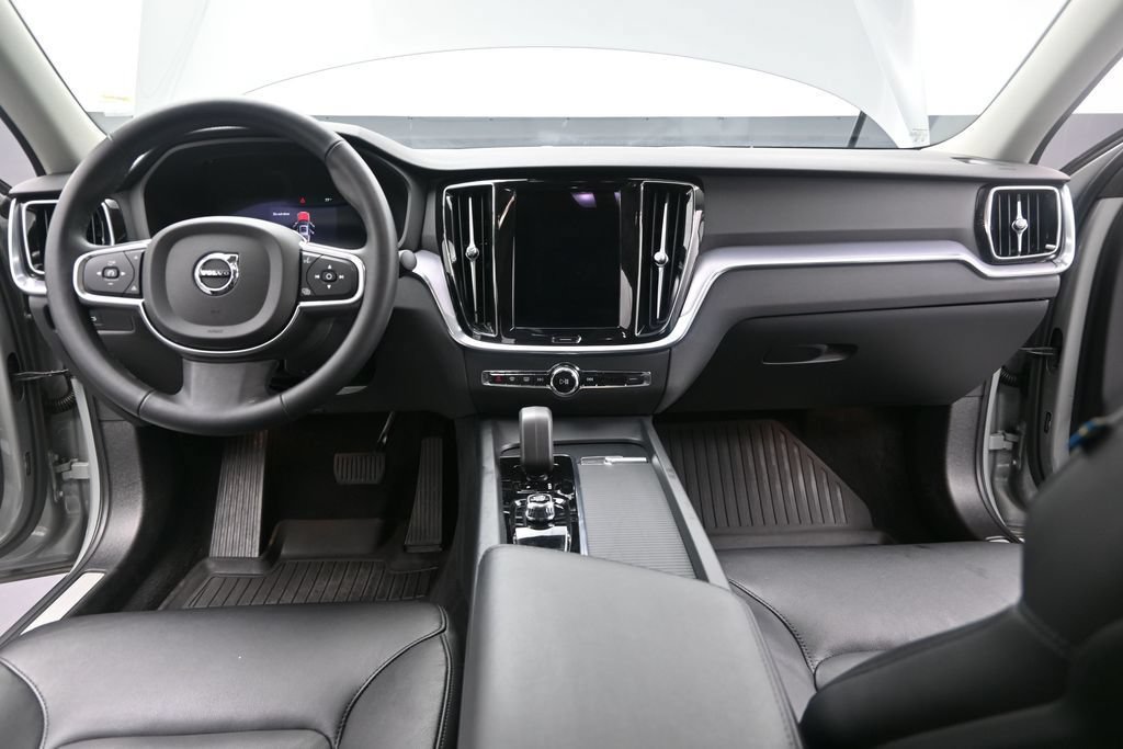 Used 2024 Volvo S60 B5 Core w/ Climate Package FWD image 32