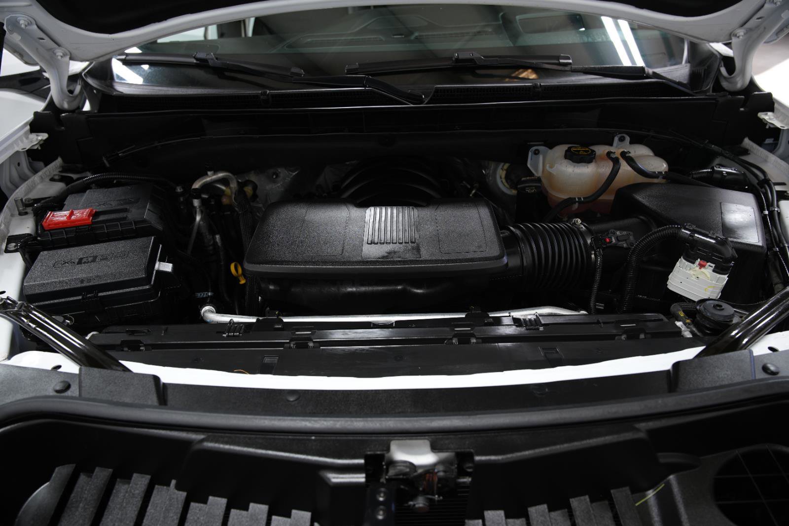 Used 2024 GMC Yukon XL Denali AWD/4WD image 13