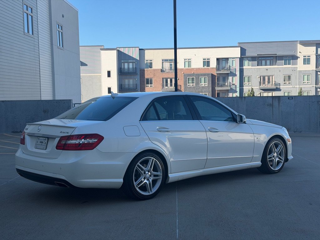 Used 2012 Mercedes-Benz E 350 4MATIC Sedan image 3