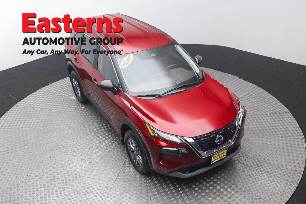 Used 2023 Nissan Rogue S AWD/4WD image 5