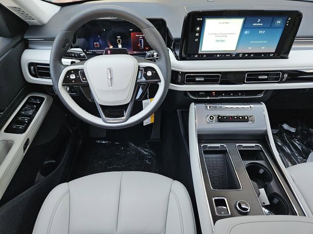New 2026 Lincoln Aviator 2WD image 4