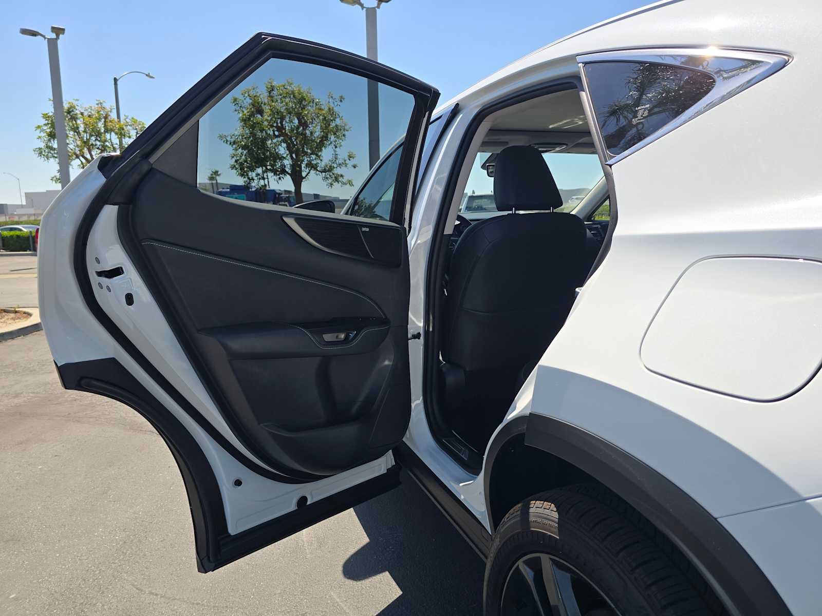 Used 2026 Lexus NX 450h+ AWD w/ Accessory Package (K3) image 16