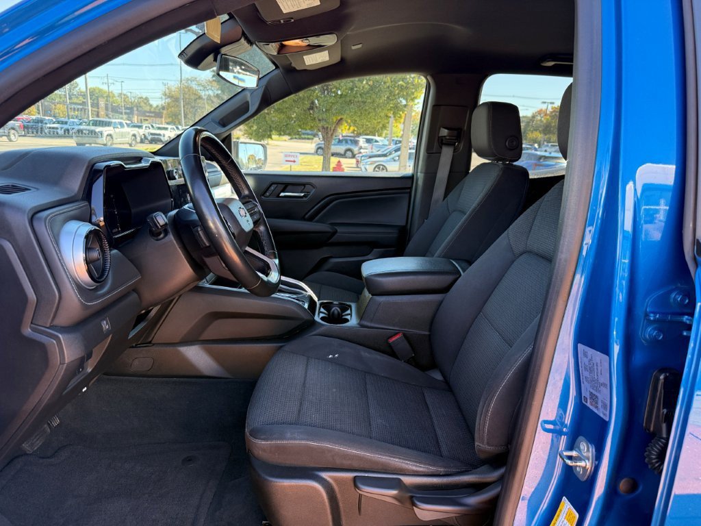 Used 2023 Chevrolet Colorado LT w/ LT Convenience Package RWD image 14