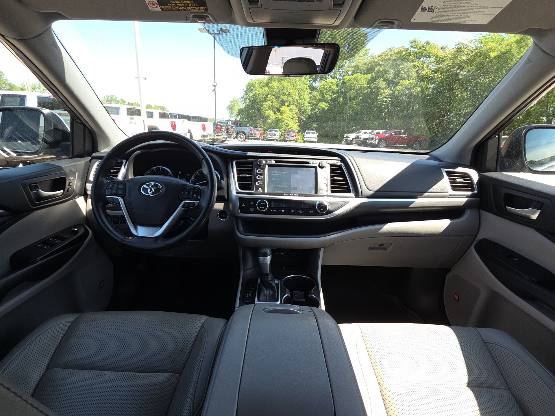 Used 2019 Toyota Highlander Limited AWD/4WD image 30