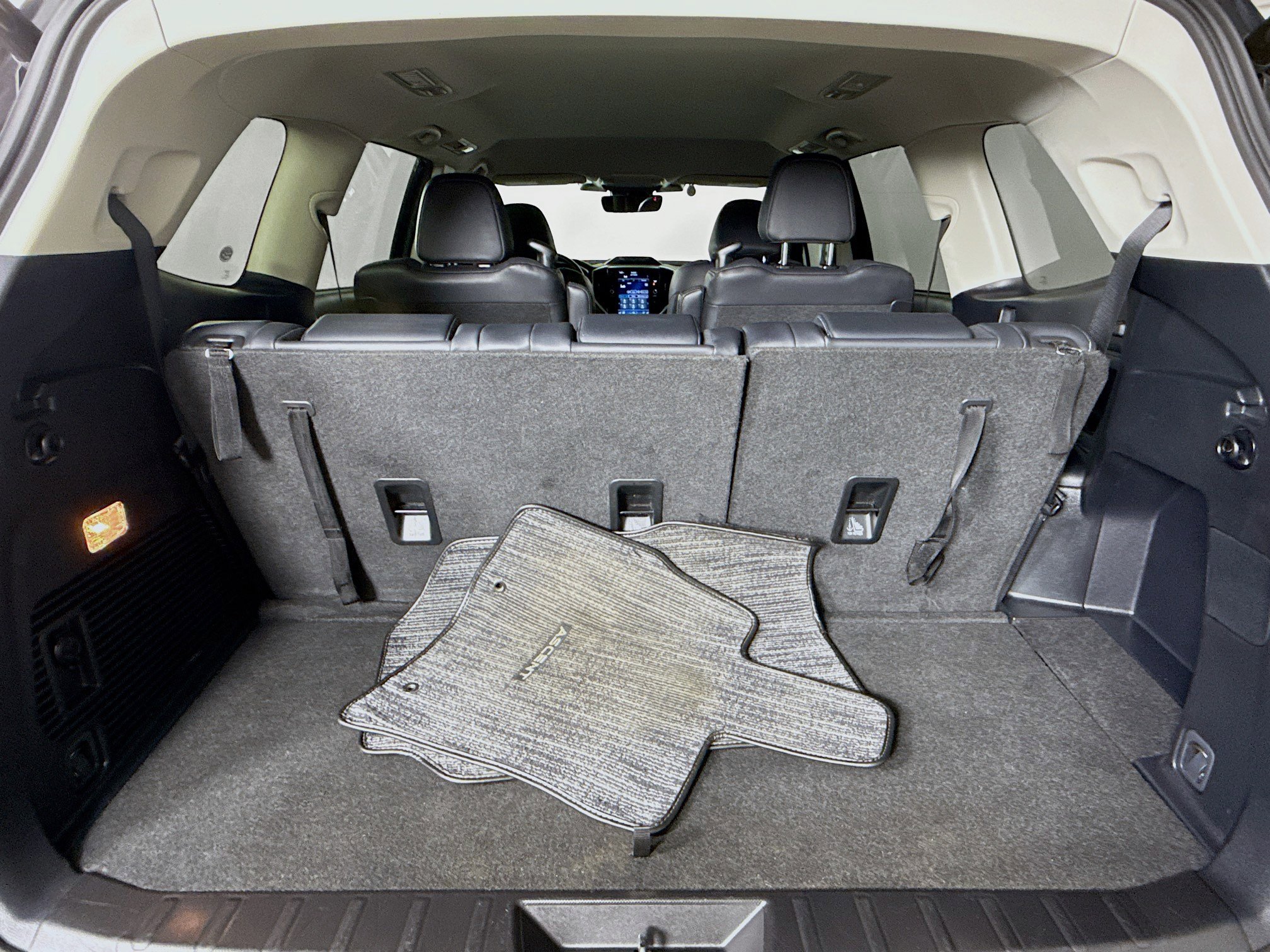 Used 2023 Subaru Ascent Limited image 33